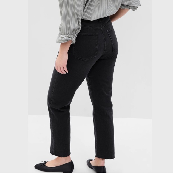 Sky High Rise Cheeky Straight Jeans with Washwell size 30 Regular in Black Rinse - Picture 4 of 14